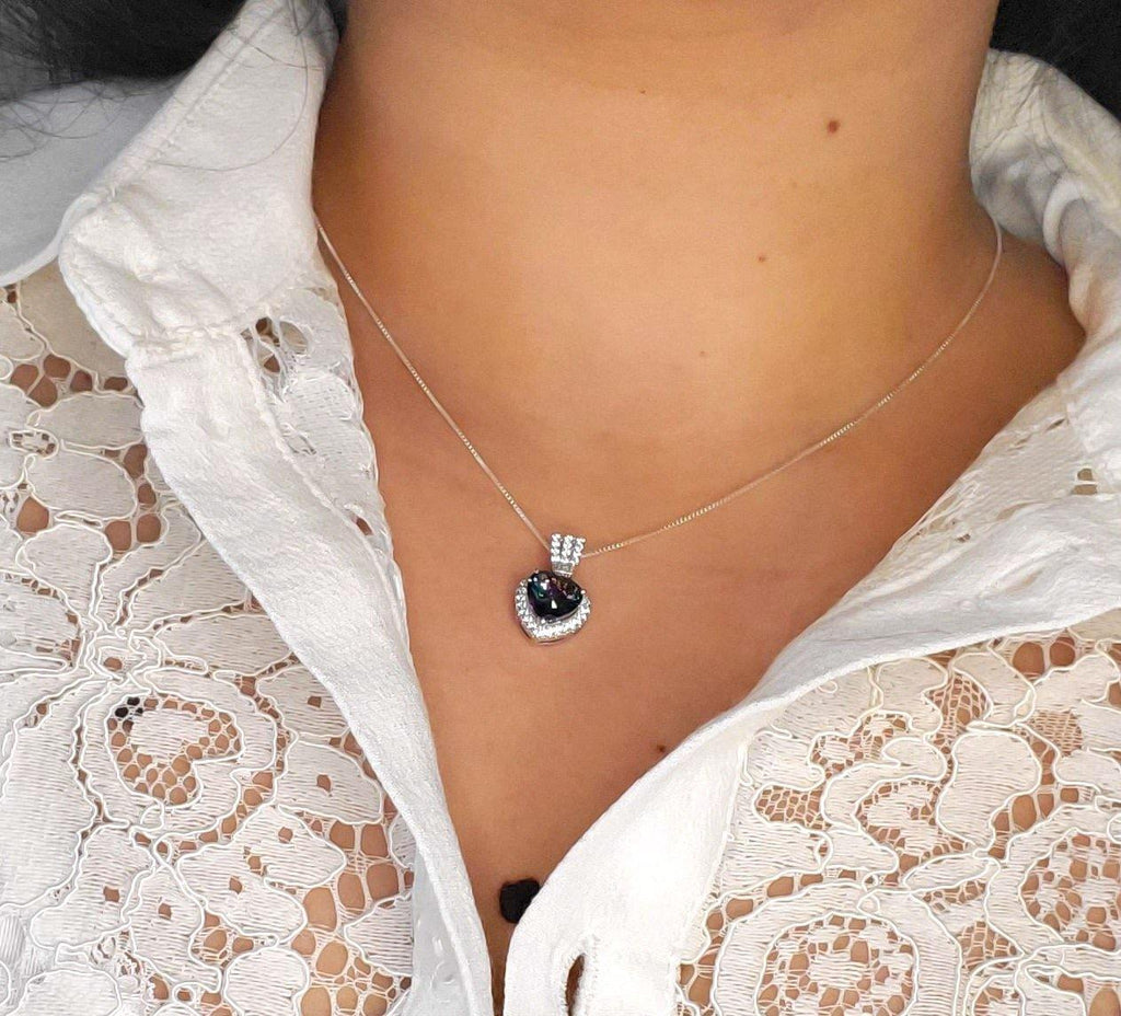 Crystal Heart Necklace. Iridescent Heart Necklace. Heart Charm. Gold Heart  Necklace. Heart Necklace. - Etsy
