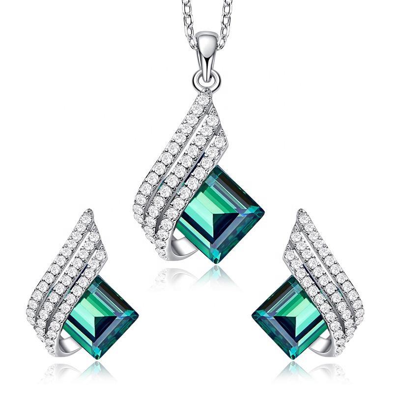 Asteria Emerald Earrings and Pendant Set - The Mystic River